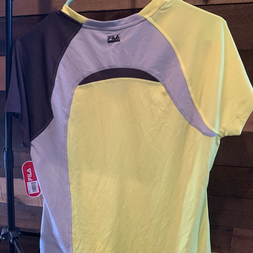 Women’s XL workout top